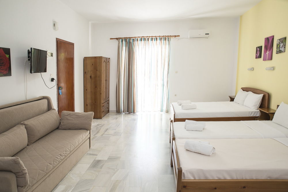 Revekka Rooms Kissamos Exterior photo